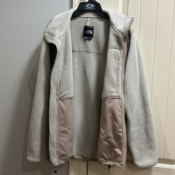 Northface Denali Jacket, Women’s Size XL, Fleece Full Zip - Picture 2 of 5